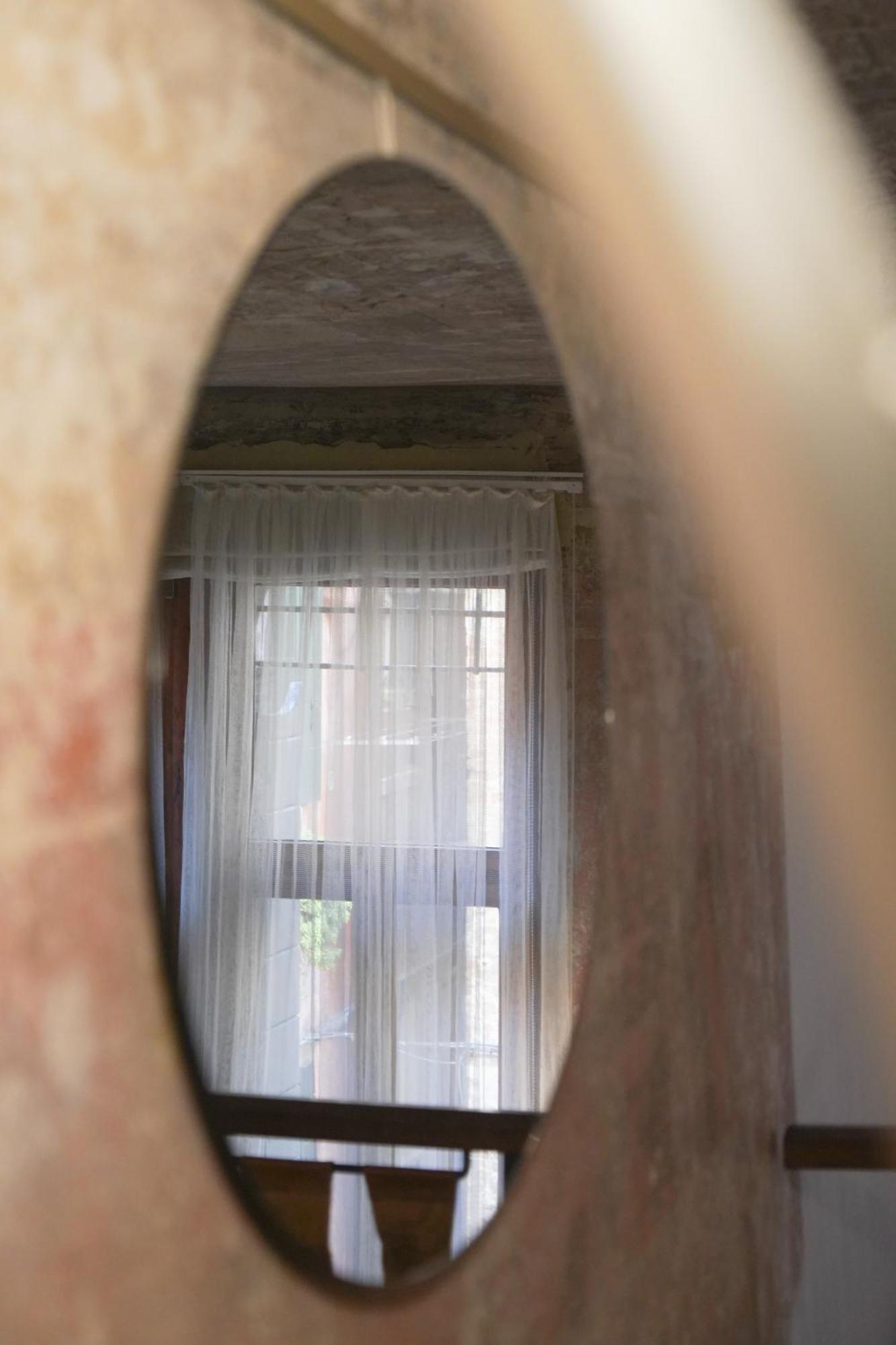 Melusina Rialto Historical Center Apartment *