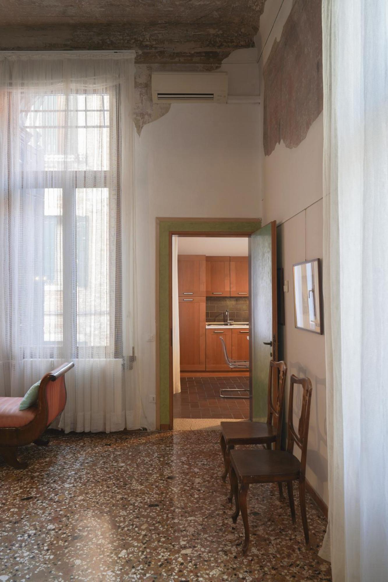 Melusina Rialto Historical Center Apartment Venice